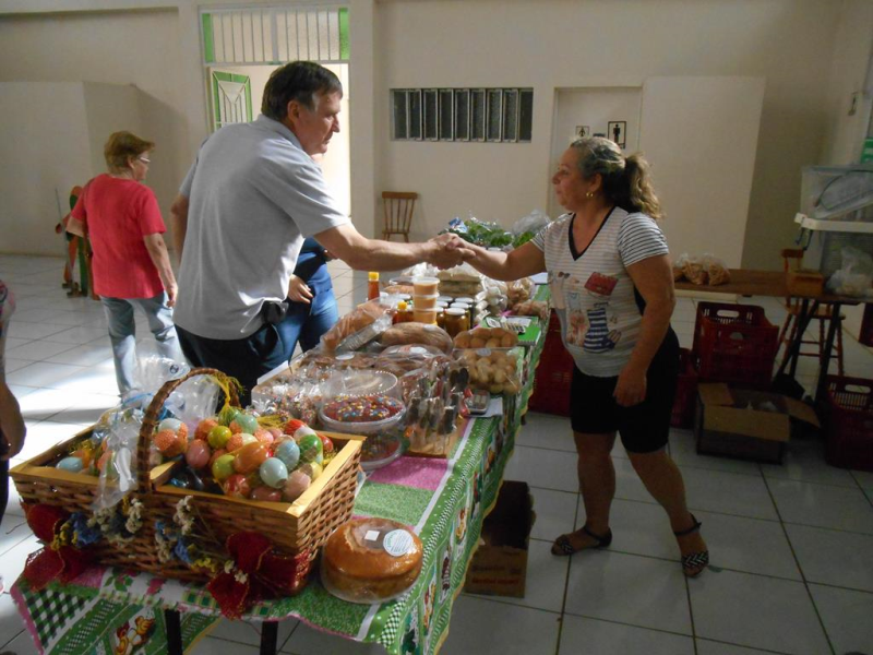 Executivo municipal participa da Feira da Agricultura Familiar